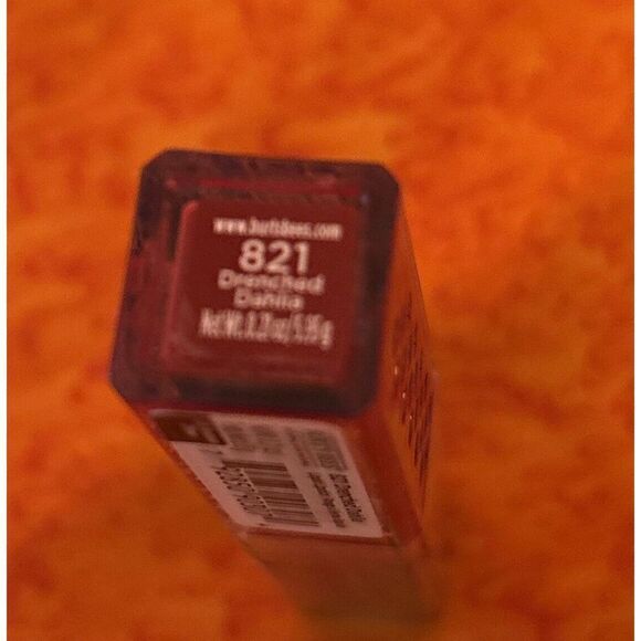 Burt’s Bees Liquid Lipstick Drenched Dahlia # 821 .21 Oz - Picture 3 of 3